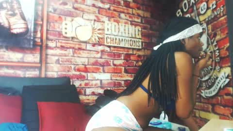 Snapshot of blackandaxel2 chatting on 02-25-26, 11:25 BlackAndAxel online show from 02-25-26, 11:25