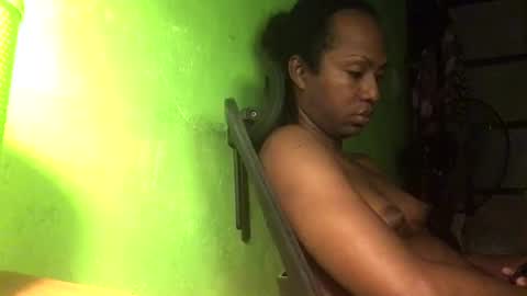 Snapshot of blackasiancockts chatting on 12-22-24, 04:17 Crystal online show from 12-22-24, 04:17