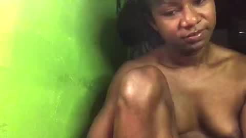 Snapshot of blackasiancockts chatting on 01-13-25, 02:28 Crystal online show from 01-13-25, 02:28