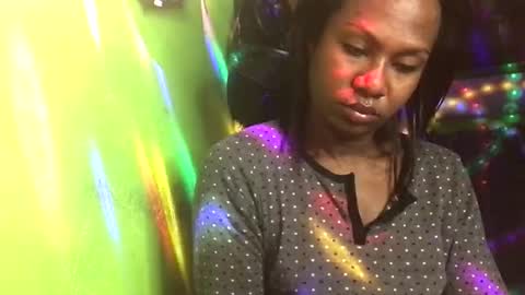 Snapshot of blackasiancockts chatting on 01-18-25, 11:44 Crystal online show from 01-18-25, 11:44