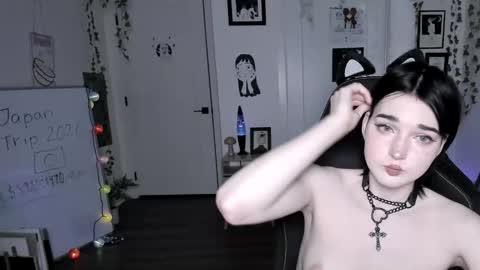 Snapshot of blackberryfizz chatting on 02-03-26, 02:53 Ella online show from 02-03-26, 02:53