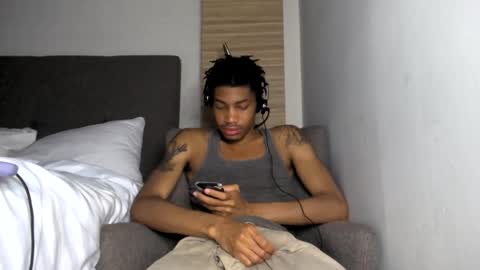 Snapshot of blackbulltitus chatting on 05-09-26, 05:34 BlackBullTitus online show from 05-09-26, 05:34
