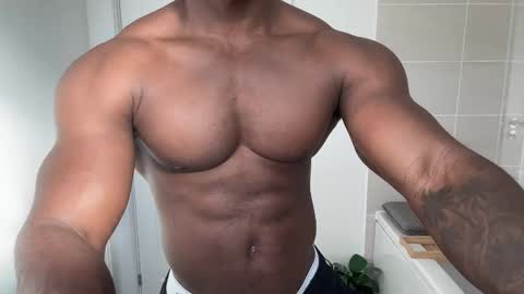 Snapshot of blackdaddygemini chatting on 05-06-26, 04:56 Blackgeminidude online show from 05-06-26, 04:56
