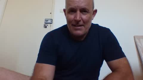 Snapshot of blackdog71 chatting on 01-04-25, 02:14 blackdog71 online show from 01-04-25, 02:14