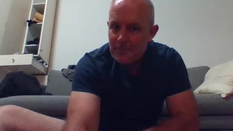 Snapshot of blackdog71 chatting on 02-08-25, 11:55 blackdog71 online show from 02-08-25, 11:55
