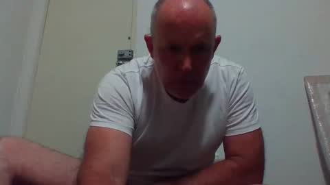 Snapshot of blackdog71 chatting on 02-10-25, 10:20 blackdog71 online show from 02-10-25, 10:20