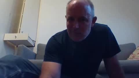 Snapshot of blackdog71 chatting on 02-26-25, 08:37 blackdog71 online show from 02-26-25, 08:37