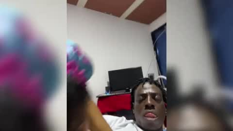 Lilly and Bryson online show from 10-15-25, 03:56