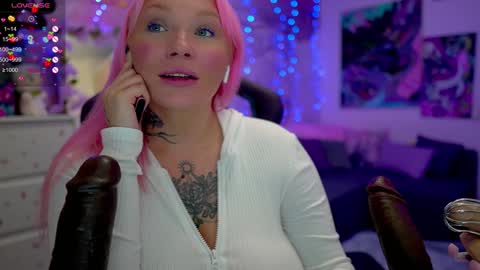 Snapshot of blackedbarbie chatting on 01-30-25, 06:43 Alice online show from 01-30-25, 06:43