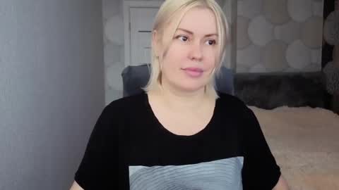 Snapshot of blackeyes11 chatting on 05-15-26, 05:03 blackeyes11 online show from 05-15-26, 05:03