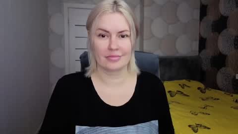 Snapshot of blackeyes11 chatting on 06-01-26, 01:18 blackeyes11 online show from 06-01-26, 01:18