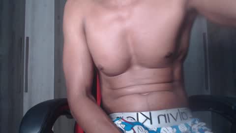 Snapshot of blackguy720 chatting on 12-23-24, 05:39 Blackguy720 online show from 12-23-24, 05:39