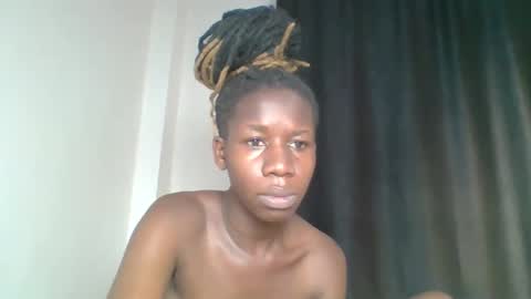Snapshot of blackie_divaa chatting on 05-07-26, 03:39 divaa online show from 05-07-26, 03:39