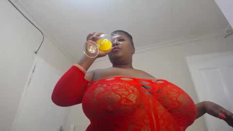 Snapshot of blackladyqx chatting on 02-03-25, 07:10 blackladyqx online show from 02-03-25, 07:10