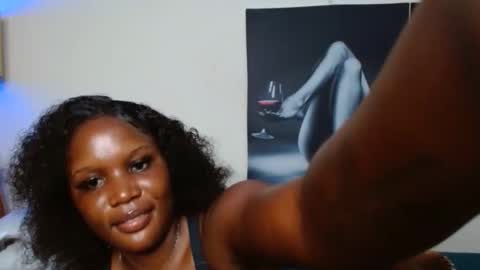 Snapshot of blackmellanin_ chatting on 09-11-25, 04:45 Smiley sylivia online show from 09-11-25, 04:45