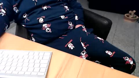 Snapshot of blackmusic chatting on 10-04-25, 10:19 blackmusic online show from 10-04-25, 10:19