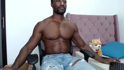 Twtter 1MikeBeckford            Onlyfns beckfordmike online show from 02-28-25, 02:09