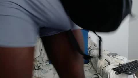 Snapshot of blacknikes chatting on 05-05-26, 10:23 Twtter 1MikeBeckford Onlyfns beckfordmike online show from 05-05-26, 10:23