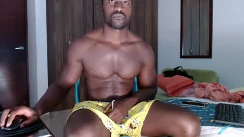 Snapshot of blacknikes chatting on 06-03-26, 07:44 Twtter 1MikeBeckford Onlyfns beckfordmike online show from 06-03-26, 07:44