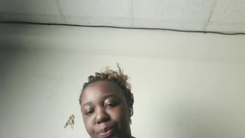 Snapshot of blackqueen888 chatting on 03-09-25, 02:10 blackqueen888 online show from 03-09-25, 02:10