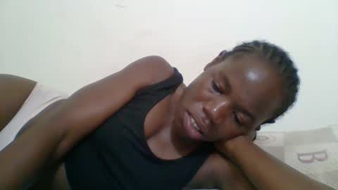 Snapshot of blacksexygal chatting on 09-19-25, 07:03 SARAH online show from 09-19-25, 07:03