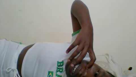 Snapshot of blacksexygal chatting on 09-21-25, 07:21 SARAH online show from 09-21-25, 07:21