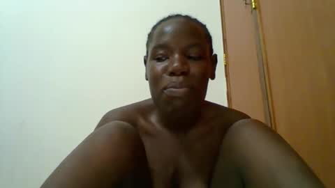 Snapshot of blacksexygal chatting on 11-20-25, 08:52 SARAH online show from 11-20-25, 08:52