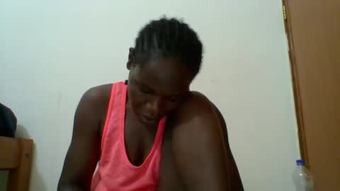 Snapshot of blacksexygal chatting on 12-02-25, 09:58 SARAH online show from 12-02-25, 09:58