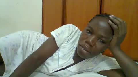 SARAH online show from 03-22-26, 05:22