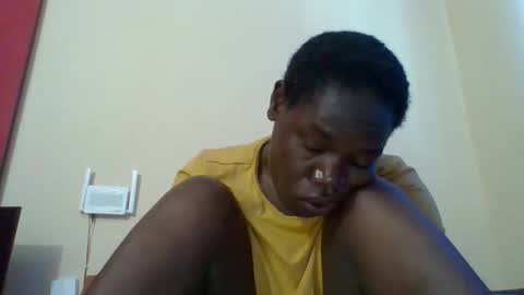 Snapshot of blacksexygal chatting on 05-11-26, 05:13 SARAH online show from 05-11-26, 05:13