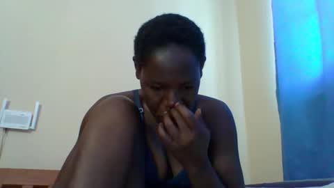 Snapshot of blacksexygal chatting on 05-12-26, 08:11 SARAH online show from 05-12-26, 08:11