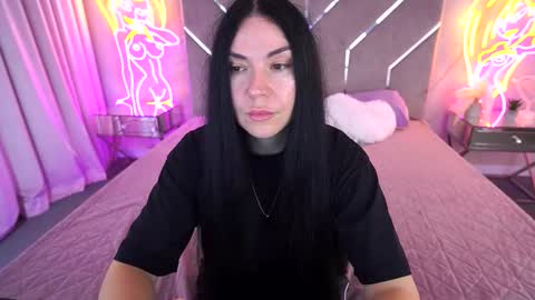 Snapshot of blacksilkqueen chatting on 11-27-25, 02:41 blacksilkqueen online show from 11-27-25, 02:41