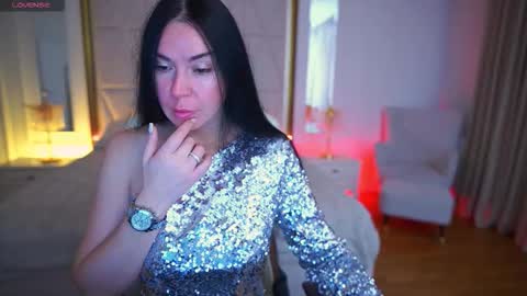 Snapshot of blacksilkqueen chatting on 12-14-25, 02:00 blacksilkqueen online show from 12-14-25, 02:00