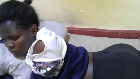 Snapshot of blackslim_girl2 chatting on 10-18-25, 11:16 blackslim_girl2 online show from 10-18-25, 11:16