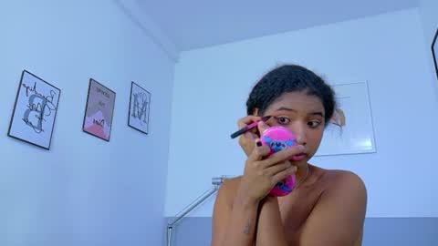 Tifffany bllom online show from 07-21-26, 03:09