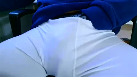 Aqua online show from 11-11-25, 03:23