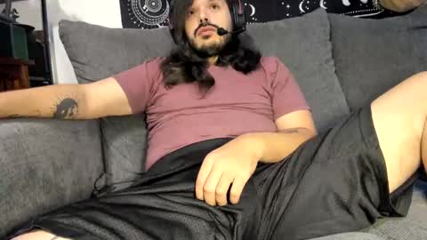 Snapshot of blackwolf94 chatting on 01-06-25, 08:07 Black wolf online show from 01-06-25, 08:07