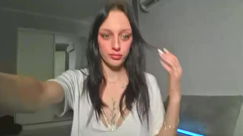 Ivy online show from 10-21-25, 11:22