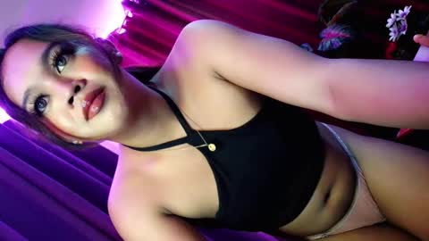 Snapshot of blacky_luna chatting on 05-16-26, 07:45 sweetyluna online show from 05-16-26, 07:45