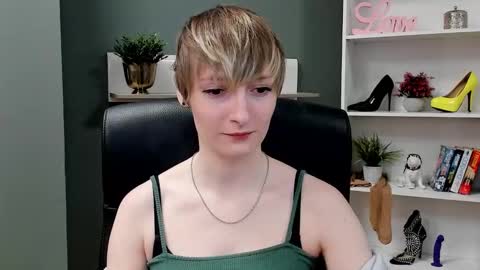 Blair online show from 09-17-25, 06:48