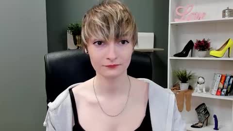 Blair online show from 09-25-25, 06:50