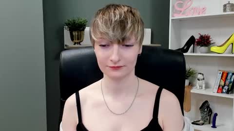 Blair online show from 09-26-25, 07:23