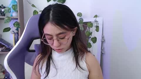 Snapshot of blairvicent chatting on 01-15-25, 04:21   online show from 01-15-25, 04:21