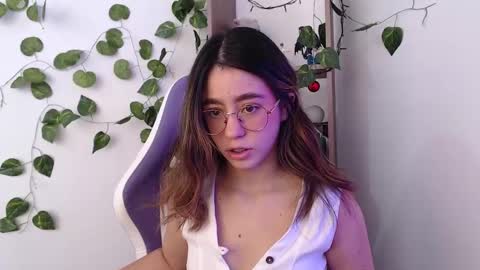 Snapshot of blairvicent chatting on 01-27-25, 02:13   online show from 01-27-25, 02:13