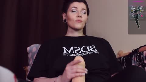 Britney online show from 02-08-25, 07:05