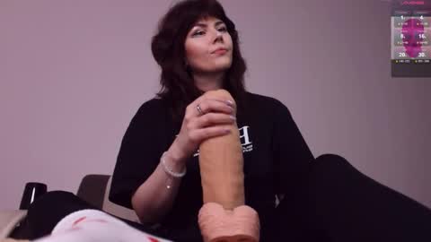 Britney online show from 11-12-25, 11:54