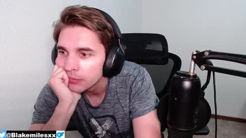 Snapshot of blakemiles2 chatting on 12-08-24, 01:14 Blake Miles online show from 12-08-24, 01:14