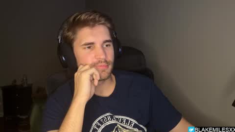 Snapshot of blakemiles2 chatting on 09-24-25, 04:16 Blake Miles online show from 09-24-25, 04:16