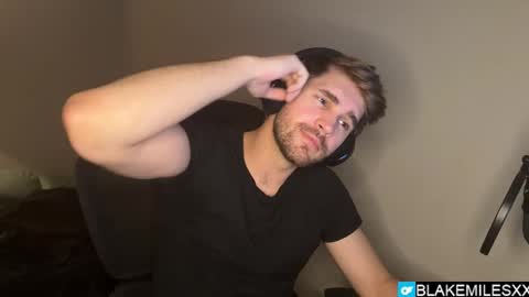 Snapshot of blakemiles2 chatting on 10-12-25, 01:48 Blake Miles online show from 10-12-25, 01:48