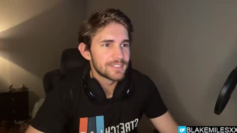 Snapshot of blakemiles2 chatting on 10-17-25, 01:20 Blake Miles online show from 10-17-25, 01:20